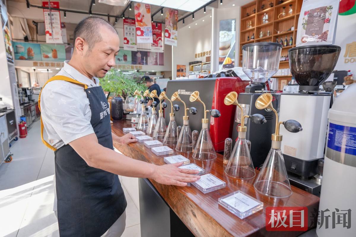 ：从 40㎡小店到出口全球 以咖啡为媒扎根故土mg不朽情缘游戏试玩光耀黄陂㉚丨黄陂创客高峰(图5)